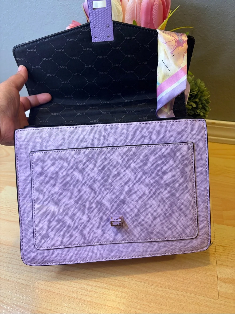 Aldo chic satchel